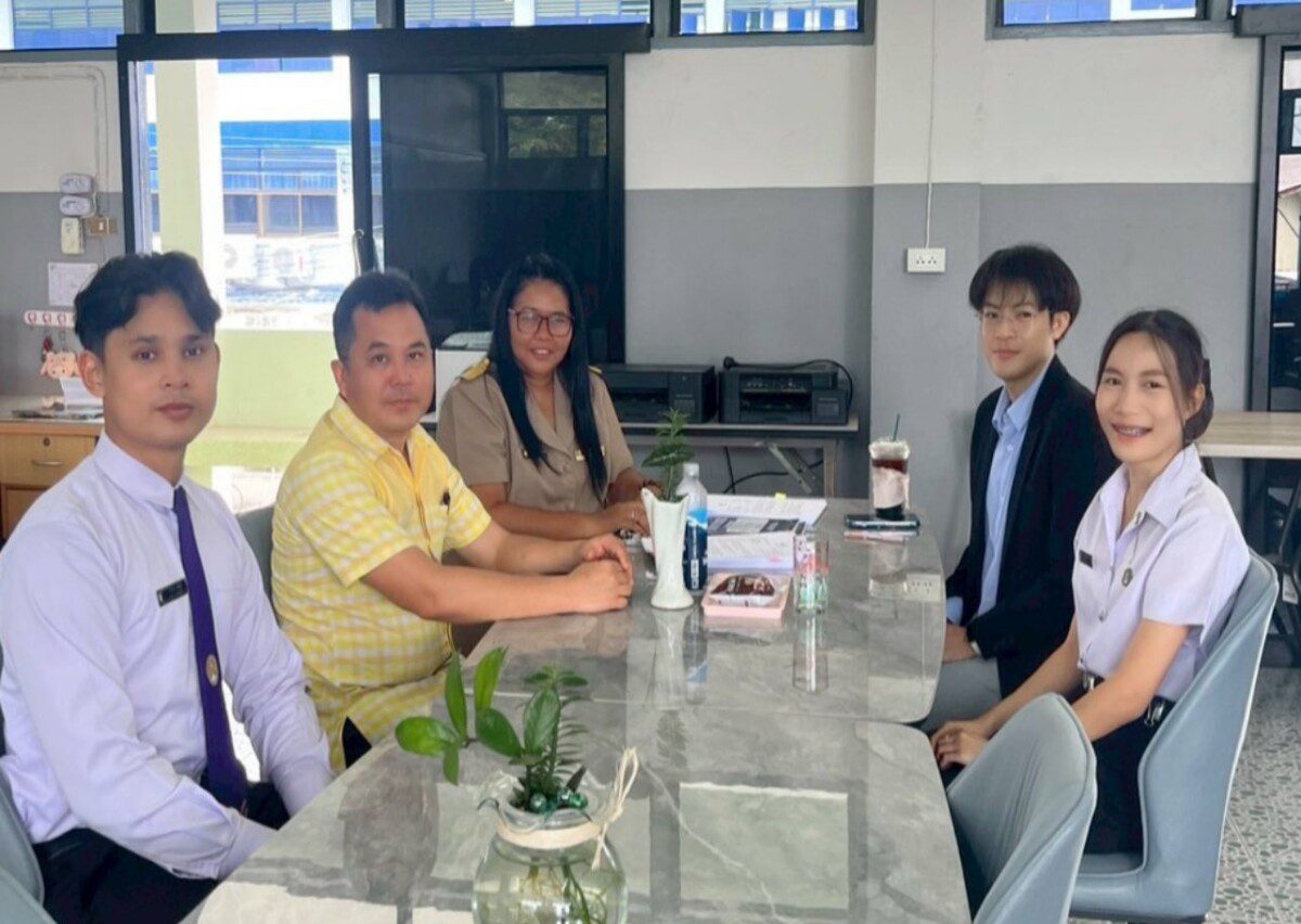 นิเทศนักศึกษาฝึกสอน สาขาวิชาฟิสิกส์ มหาวิทยาลัยราชภัฏบุรีรัมย์ ณ โรงเรียนแสลงโทนพิทยาคม และโรงเรียนเมืองตะลุง อำเภอประโคนชัย จังหวัดบุรีรัมย์