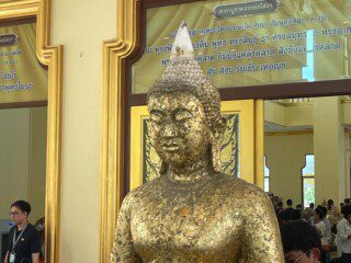3. ทำบุญวันสงกรานต์ 2