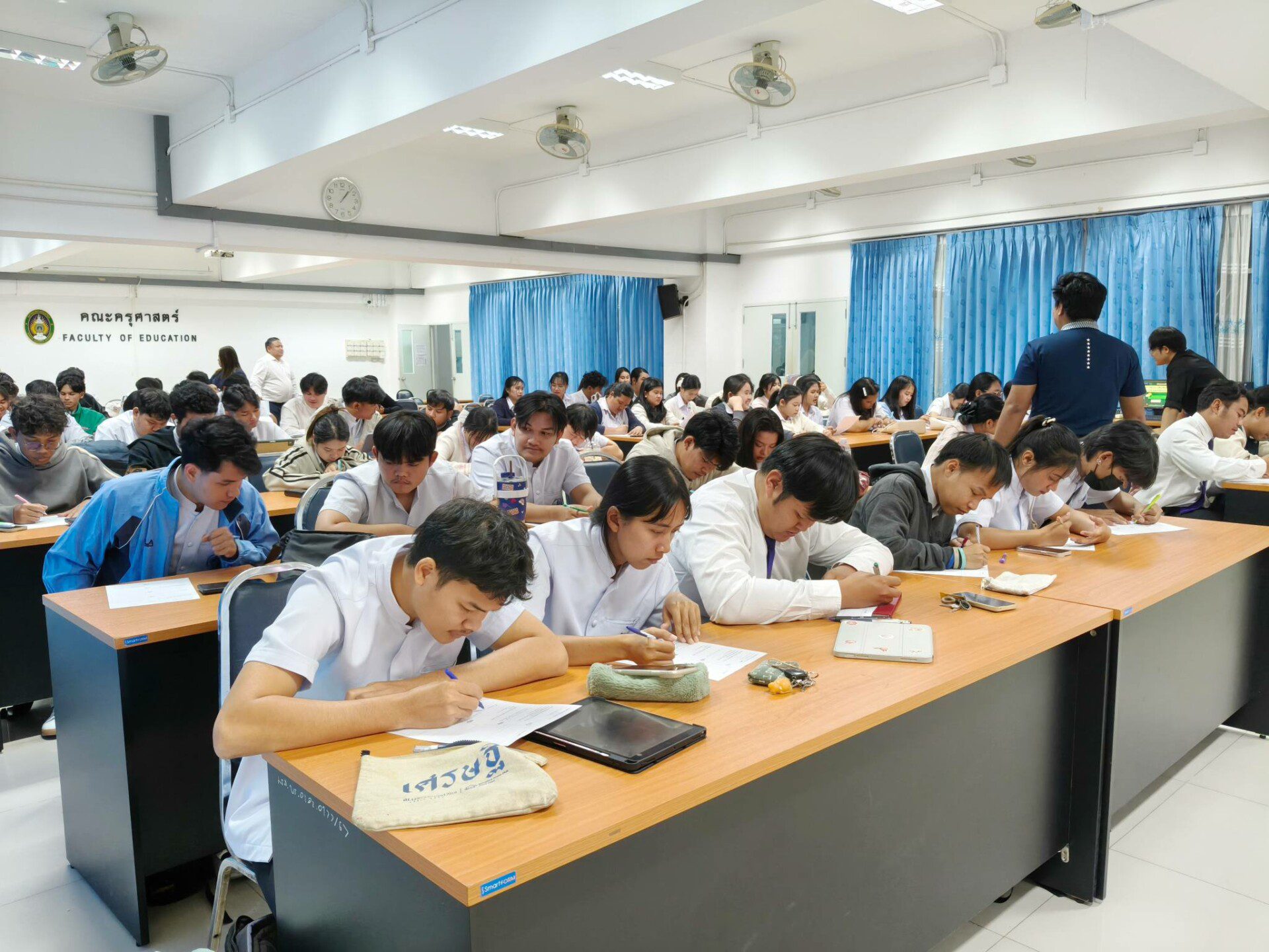8-219