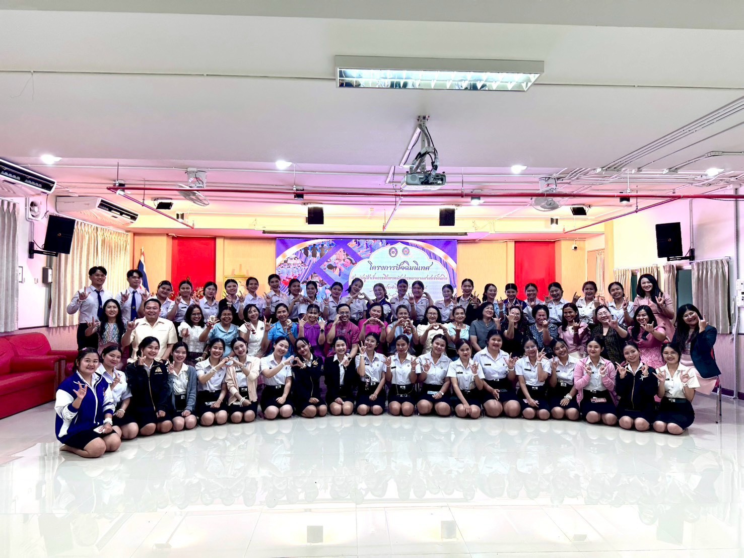 line_album_bru-activities_260313_40