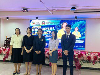 LINE_ALBUM_Financial literacy สำคัญอย่างไร ทำไมต้องรู้_260915_2