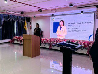 LINE_ALBUM_Financial literacy สำคัญอย่างไร ทำไมต้องรู้_260915_7