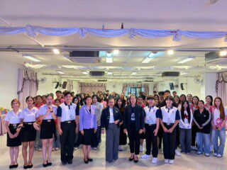 LINE_ALBUM_สัมมนาการพัฒนา Soft Skillด้วยกระบวนการวิศวก_260915_16